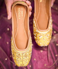 Yellow Mellow Hand-Embroidered Leather Jutti