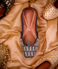 Midnight Mirage Hand-Embroidered Leather Jutti