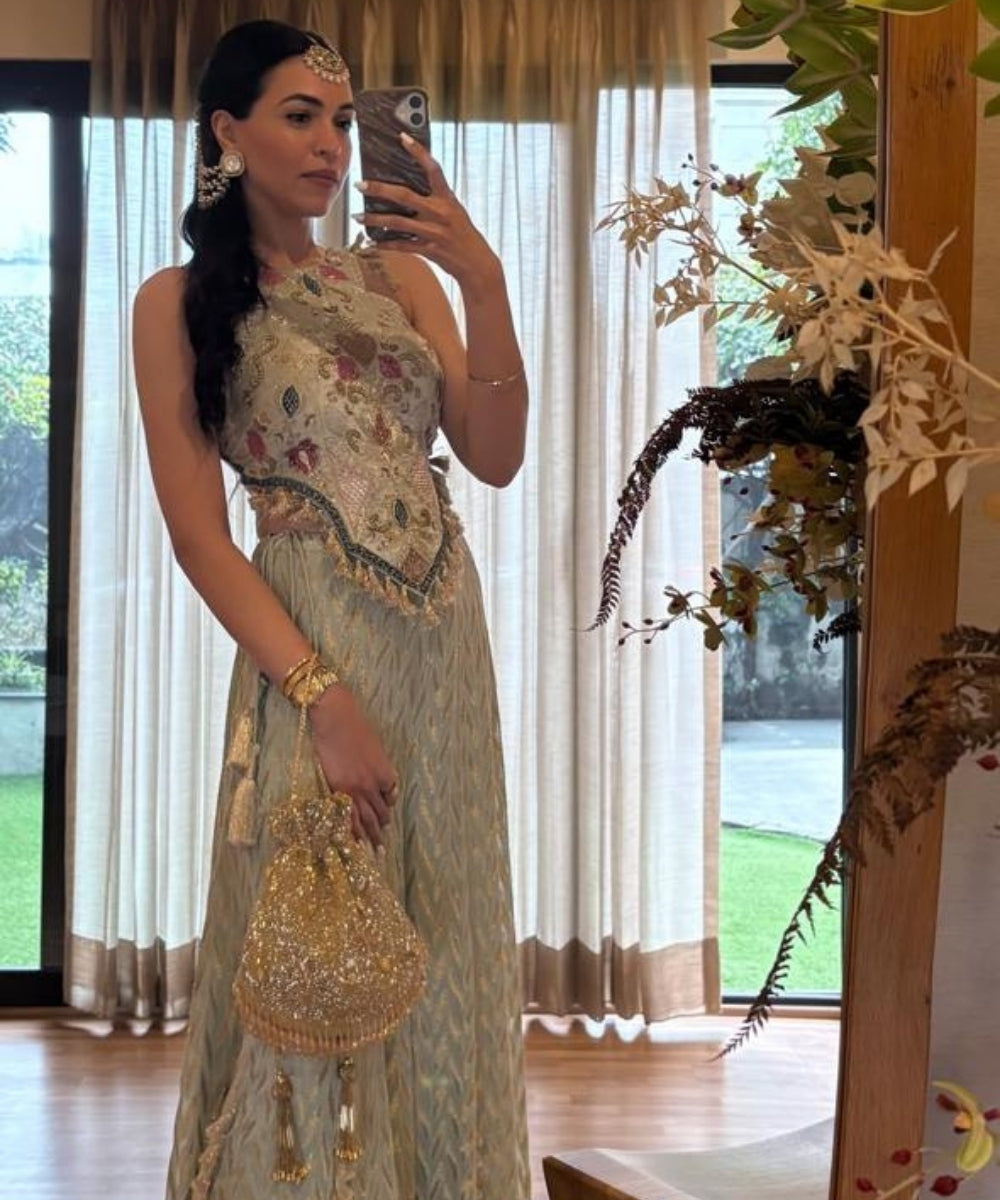 Sunheri Gold Georgette Embellished Potli