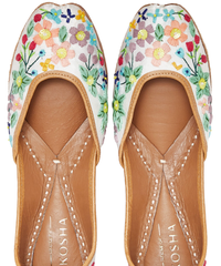 Rabia Hand-Embroidered Leather Jutti