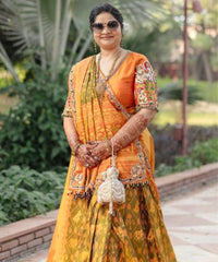 Gulzar Gold & Silver Georgette Embellished Bucket Bag