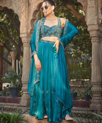 Kelaya Hand-Embroidered Leather Jutti