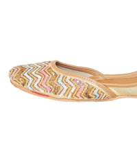 Kelaya Hand-Embroidered Leather Jutti