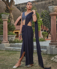 Sahiba Hand-Embroidered Leather Jutti