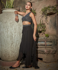 Beeba Hand-Embroidered Leather Jutti