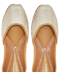 Sahiba Hand-Embroidered Leather Jutti