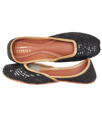 Beeba Hand-Embroidered Leather Jutti