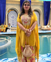 Sunheri Gold Georgette Embellished Potli
