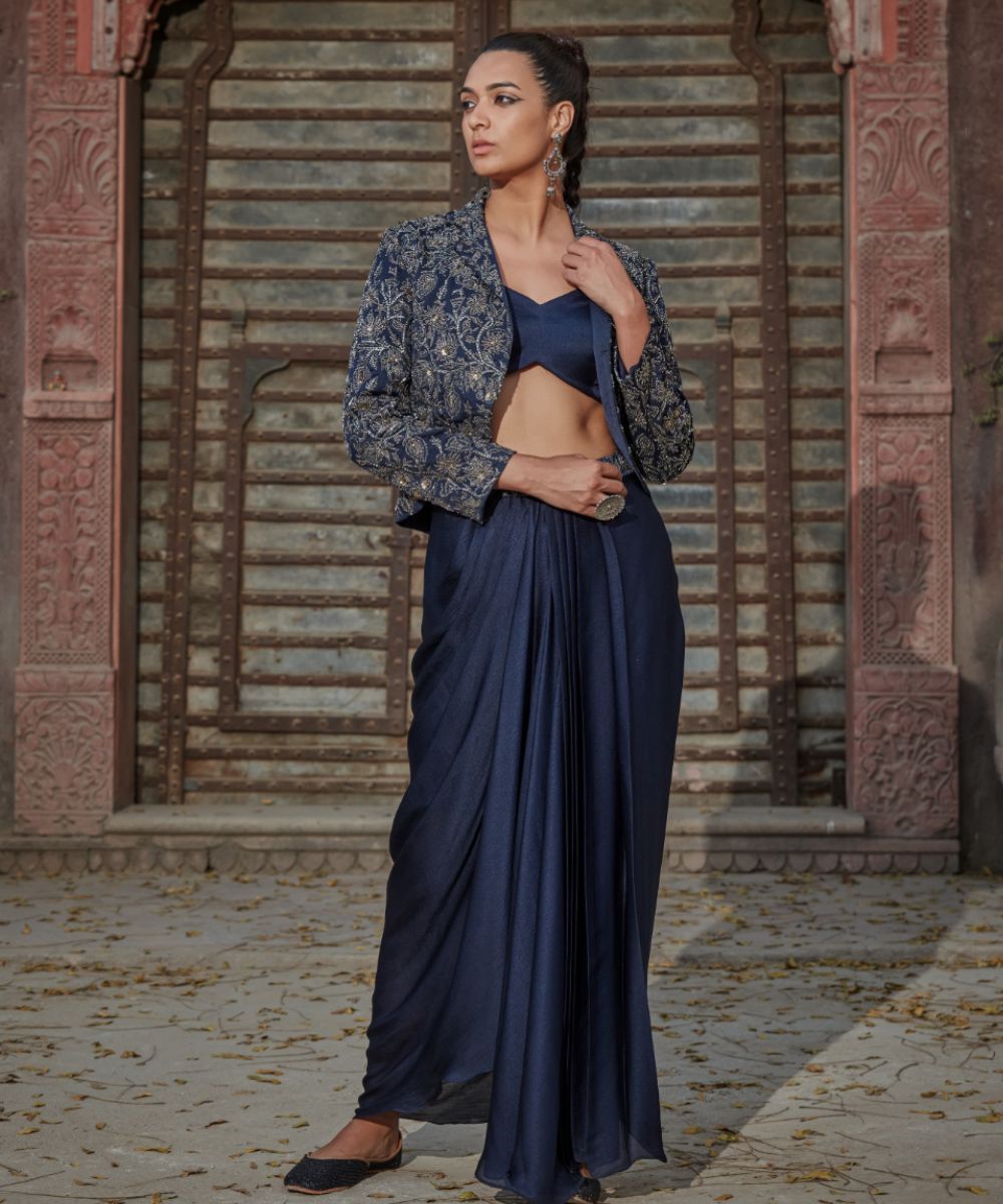 Beeba Hand-Embroidered Leather Jutti